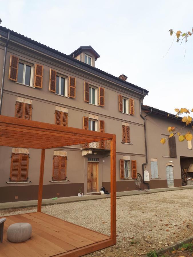 Il Noccioletto Bed & Breakfast Mombaruzzo ภายนอก รูปภาพ