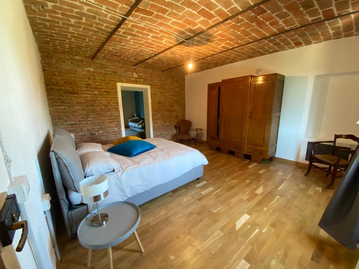 Il Noccioletto Bed & Breakfast Mombaruzzo ภายนอก รูปภาพ